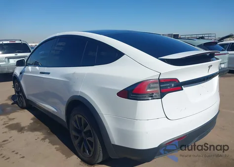 2022 Tesla Model X Plaid Tri Motor All-Wheel Drive from USA, damaged, VIN 7SAXCBE62NF332953